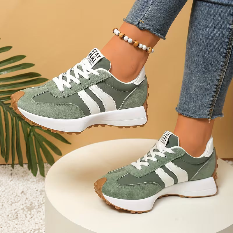 Stride Retro Sneakers – The Sneaker That Looks Good Enough to Wear Everywhere