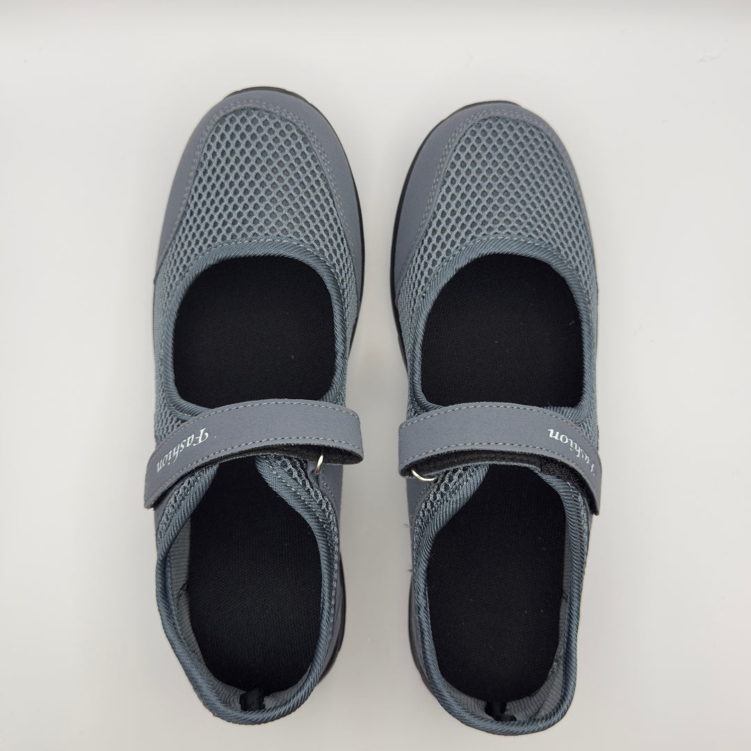 Women's Comfy Sneakers