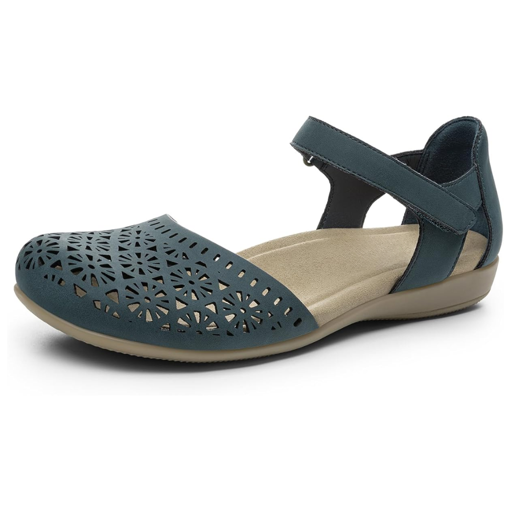 Flora Cutout Closed-Toe Sandals – The Flat That Has It All