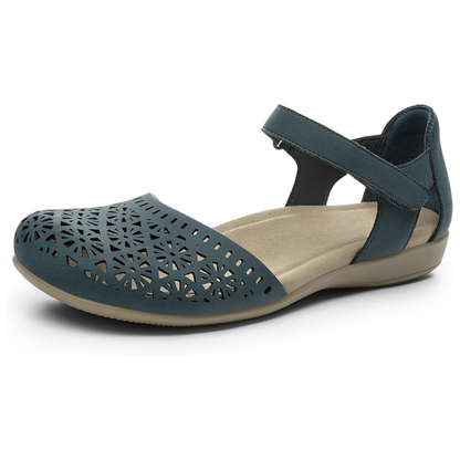 Flora Cutout Closed-Toe Sandals – The Flat That Has It All
