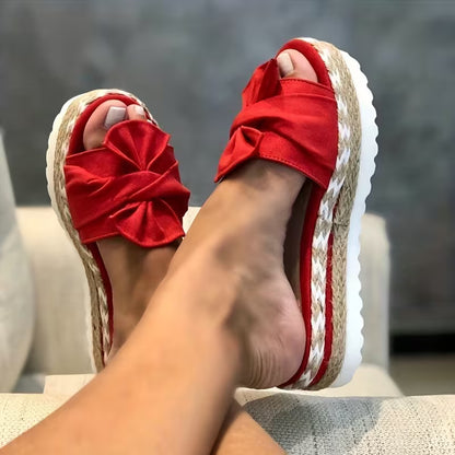 Bowie Bow Platform Slides – The Sandal That Upgrades Every Summer Outfit Instantly